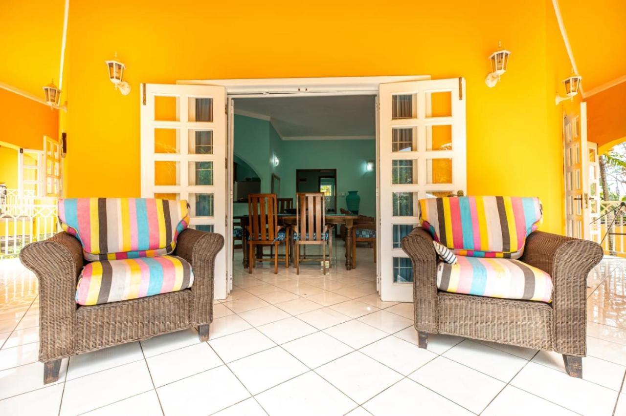 Beau Vallon Residence Экстерьер фото